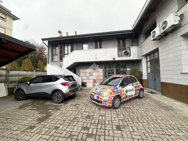 casa semindipendente in vendita a Lissone