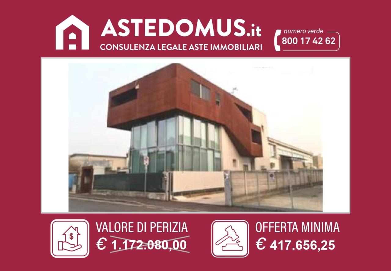 locale commerciale in vendita a Lissone