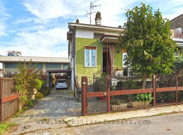 casa indipendente in vendita a Lissone