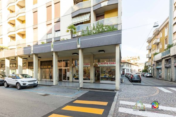 negozio in vendita a Lissone