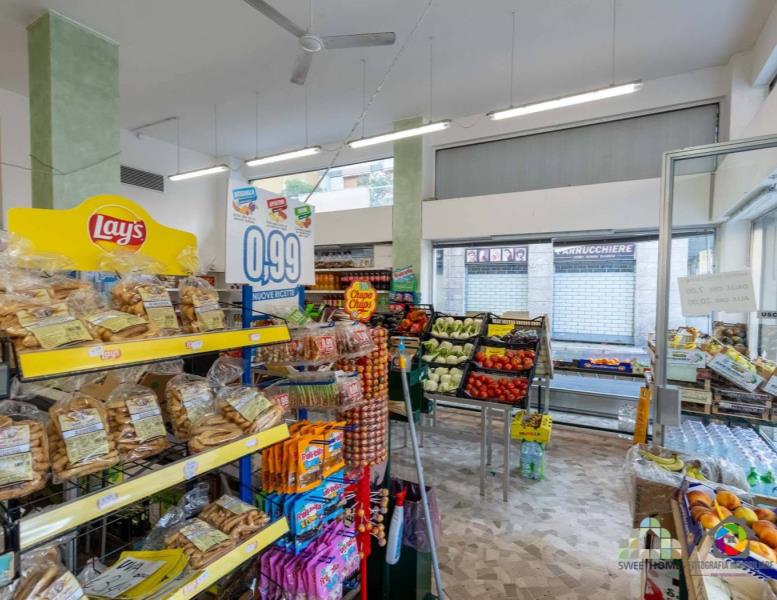 negozio in vendita a Lissone