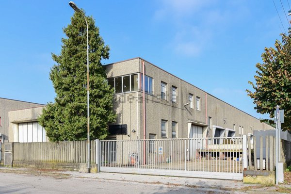 appartamento in vendita a Lissone in zona Santa Margherita