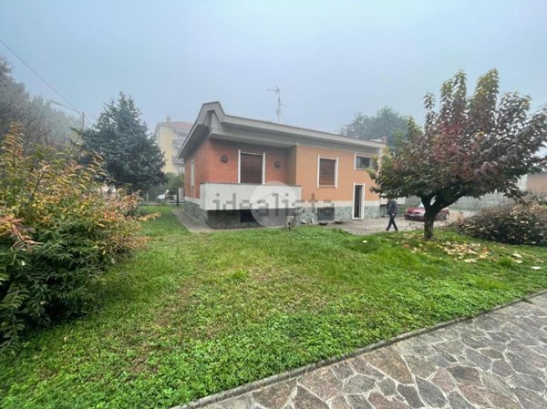 casa indipendente in vendita a Lissone