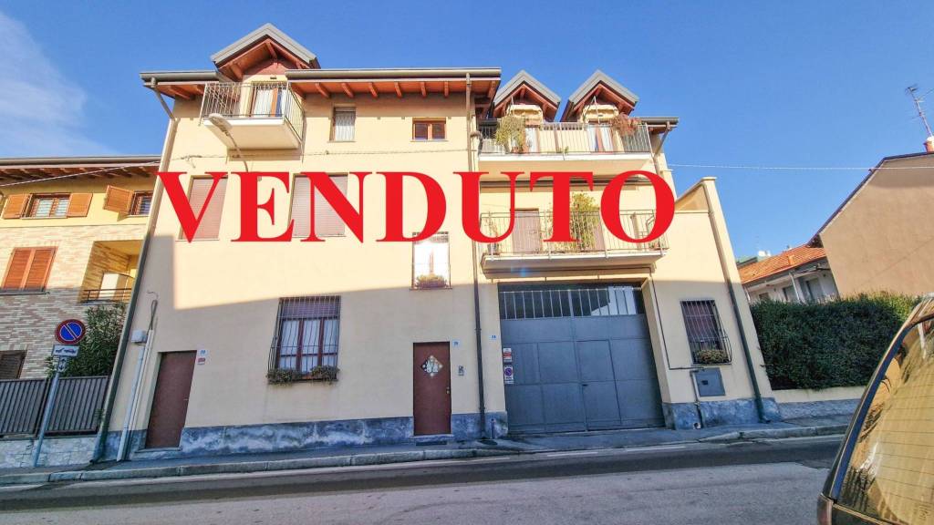 casa indipendente in vendita a Lissone
