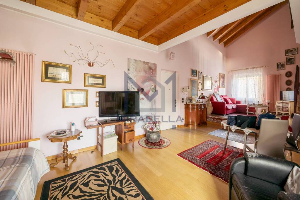 casa indipendente in vendita a Lissone