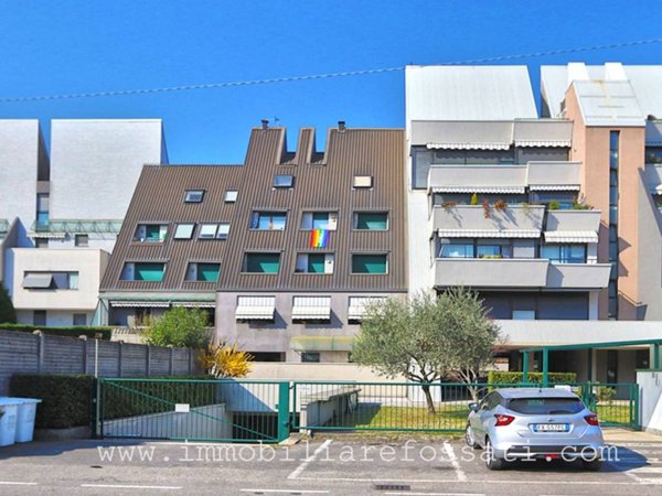 casa indipendente in vendita a Lissone