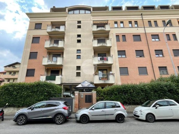 appartamento in vendita a Lissone in zona Santa Margherita