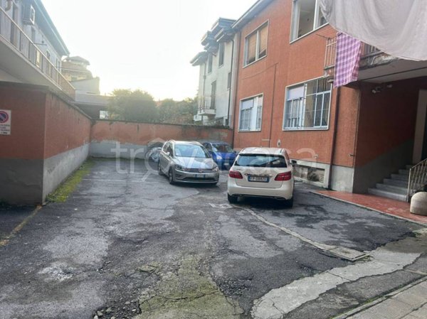 locale commerciale in vendita a Lissone