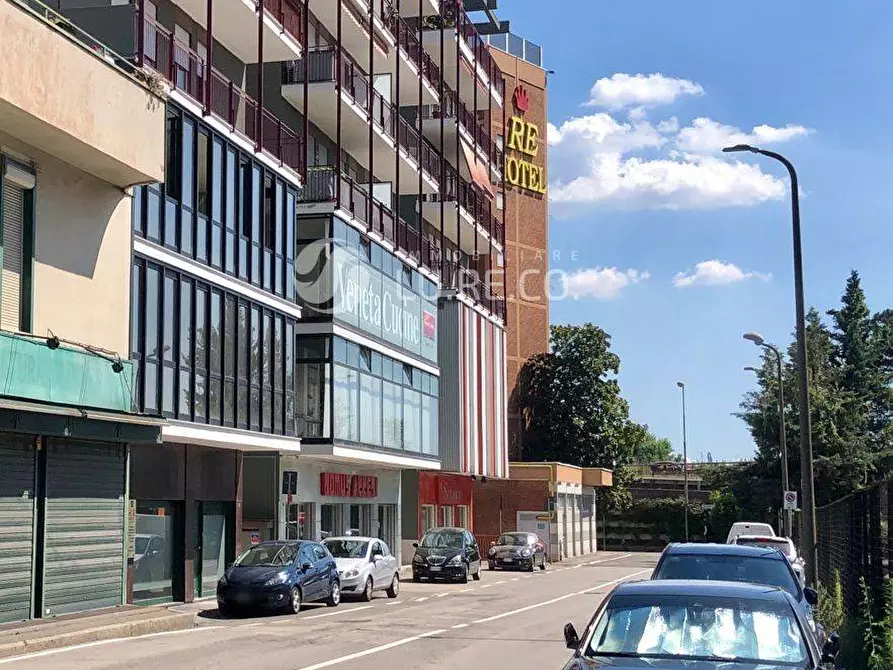 locale commerciale in vendita a Lissone