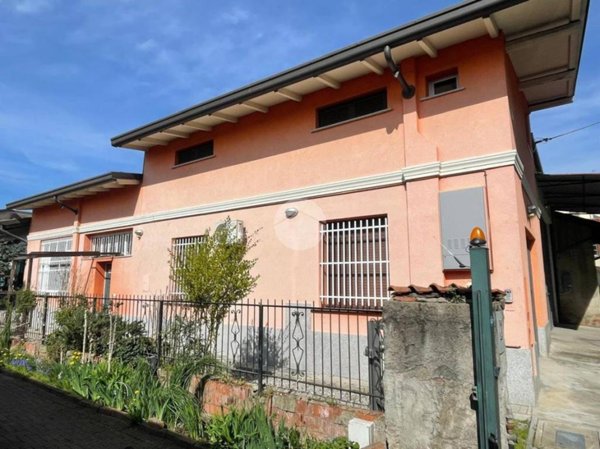 casa indipendente in vendita a Lissone in zona Santa Margherita