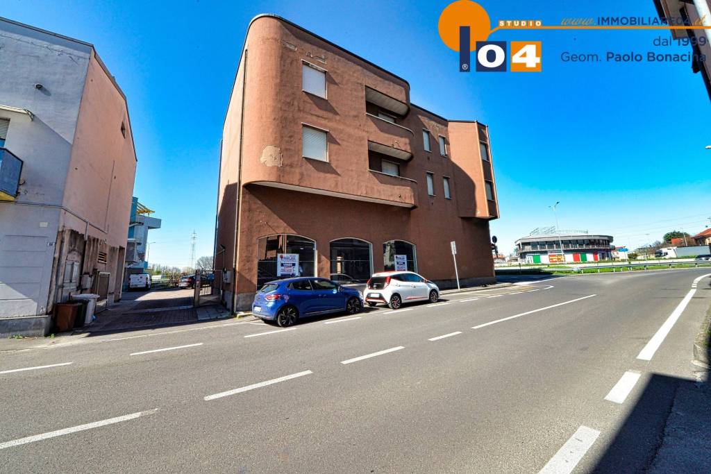 appartamento in vendita a Lissone in zona Santa Margherita
