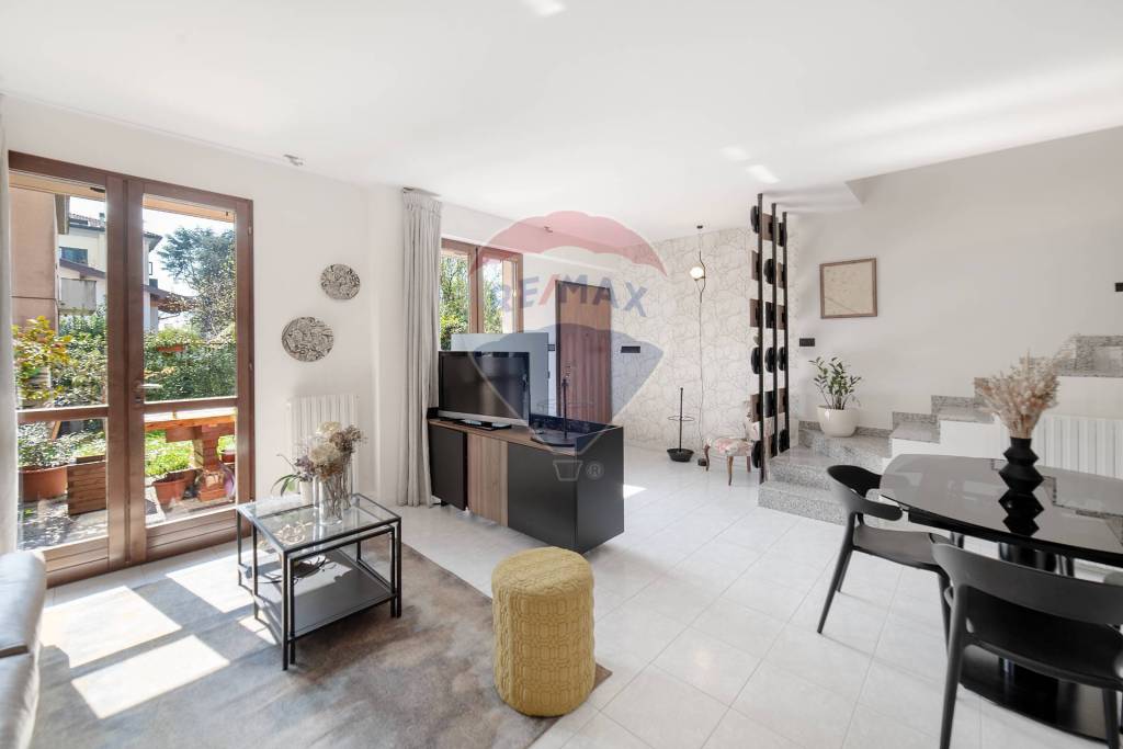 casa indipendente in vendita a Lissone