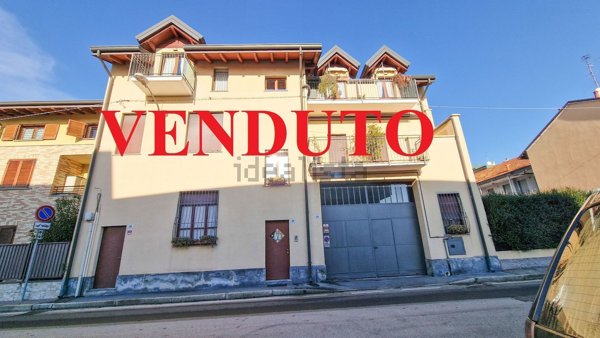casa indipendente in vendita a Lissone