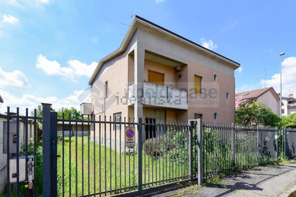 casa indipendente in vendita a Lissone