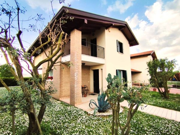 casa indipendente in vendita a Lissone in zona Santa Margherita
