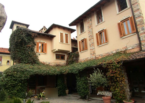 casa indipendente in vendita a Lissone
