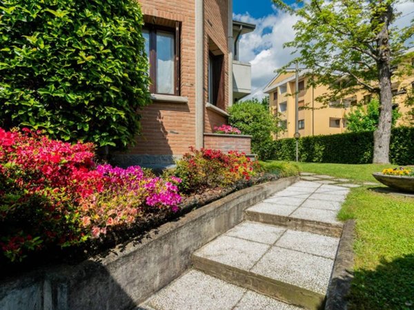 casa indipendente in vendita a Lissone