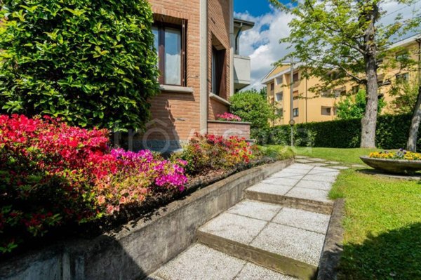 casa indipendente in vendita a Lissone