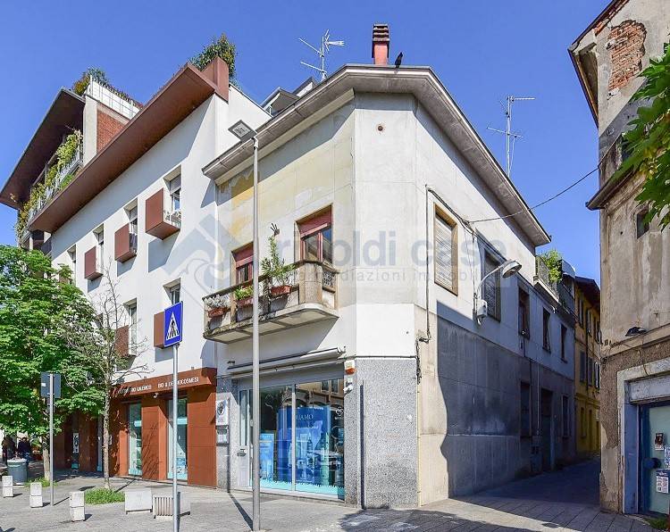 casa indipendente in vendita a Lissone