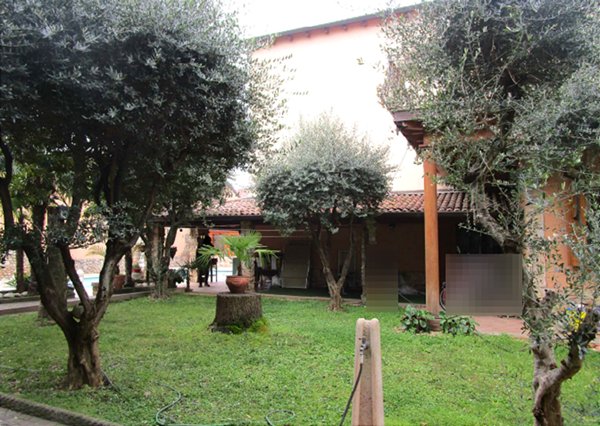 casa indipendente in vendita a Lissone