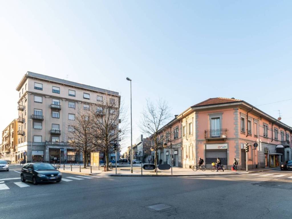 negozio in vendita a Lissone