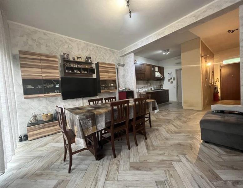 appartamento in vendita a Lissone in zona Santa Margherita
