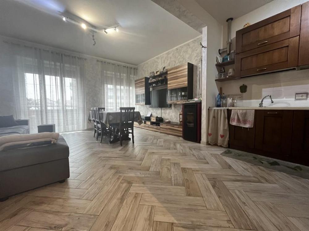 appartamento in vendita a Lissone in zona Santa Margherita