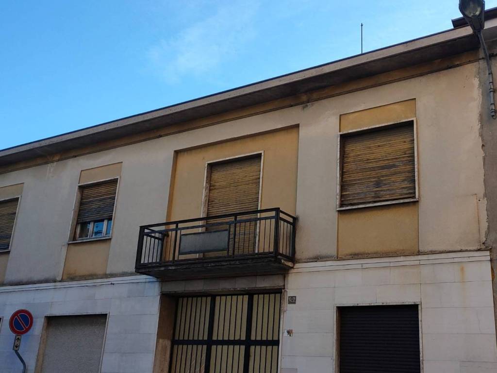 casa indipendente in vendita a Lissone