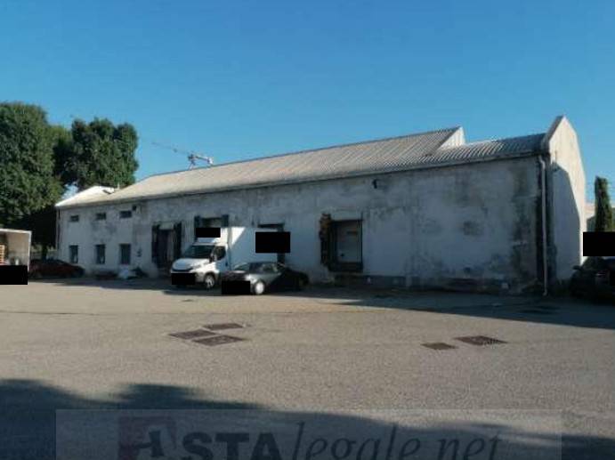 locale commerciale in vendita a Lissone
