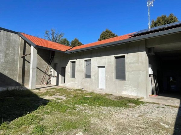 casa indipendente in vendita a Lissone in zona Santa Margherita