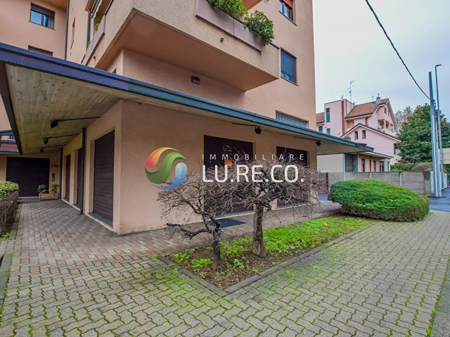 locale commerciale in vendita a Lissone