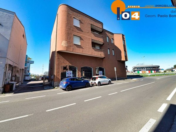 appartamento in vendita a Lissone in zona Santa Margherita