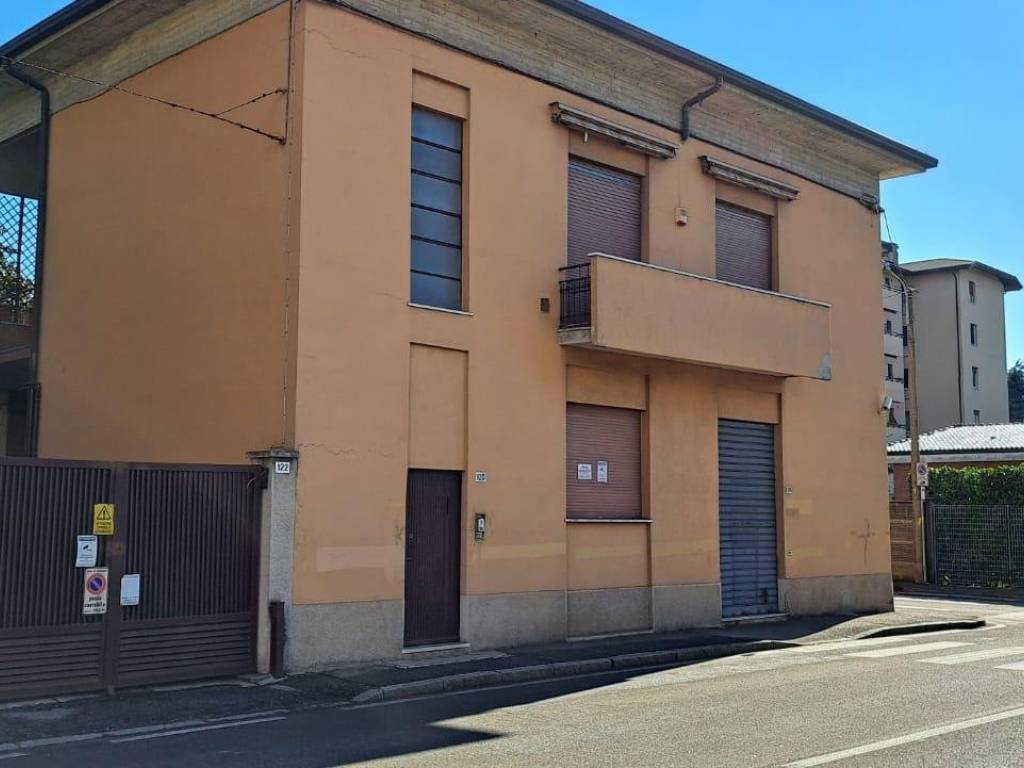 casa indipendente in vendita a Lissone