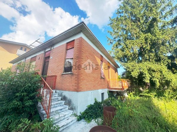 casa indipendente in vendita a Lissone in zona Santa Margherita