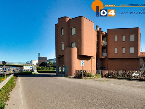 appartamento in vendita a Lissone in zona Santa Margherita