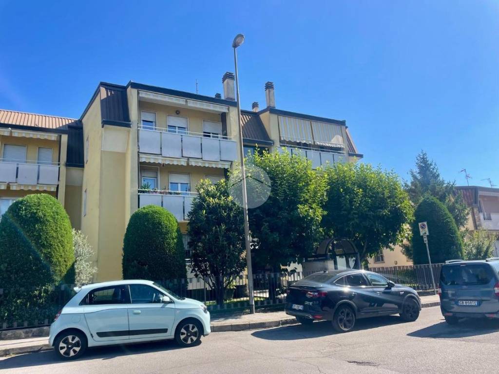 appartamento in vendita a Lissone in zona Santa Margherita
