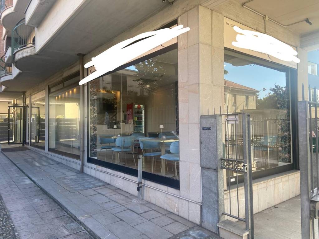 negozio in vendita a Lissone