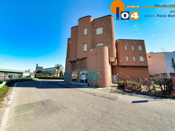 appartamento in vendita a Lissone in zona Santa Margherita