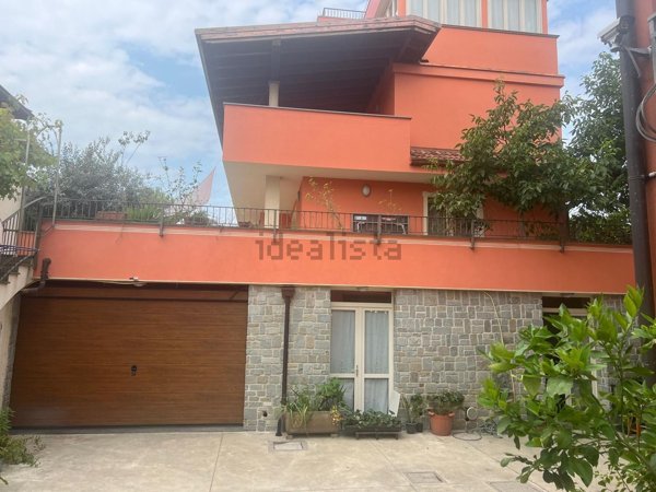 casa indipendente in vendita a Lissone