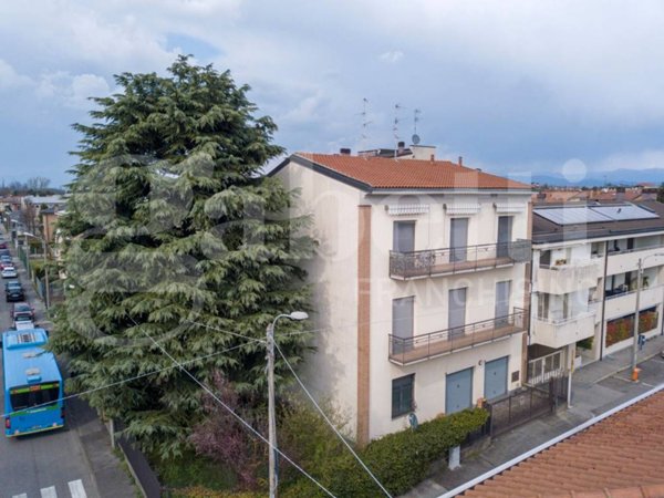 casa indipendente in vendita a Lissone