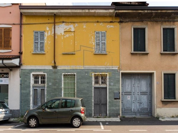 locale di sgombero in vendita a Lissone