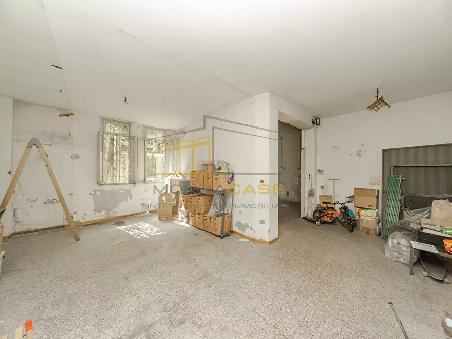 locale di sgombero in vendita a Lissone