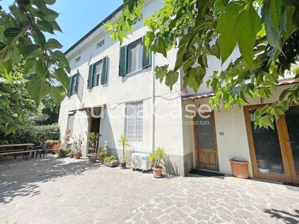 casa indipendente in vendita a Lissone in zona Santa Margherita