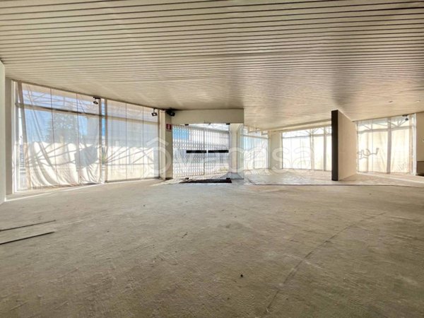 locale di sgombero in vendita a Lissone