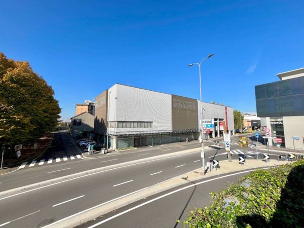 intera palazzina in vendita a Lissone