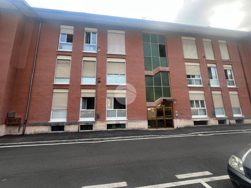 appartamento in vendita a Lissone in zona Santa Margherita