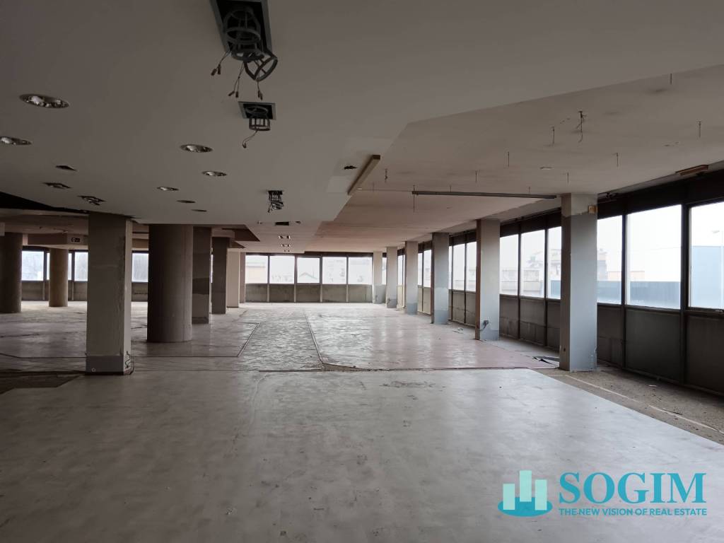 negozio in vendita a Lissone