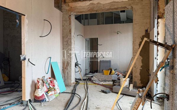 appartamento in vendita a Lissone in zona Santa Margherita