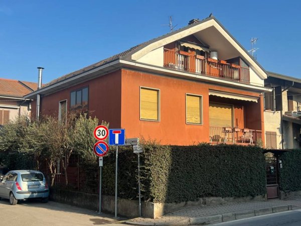 casa indipendente in vendita a Lissone