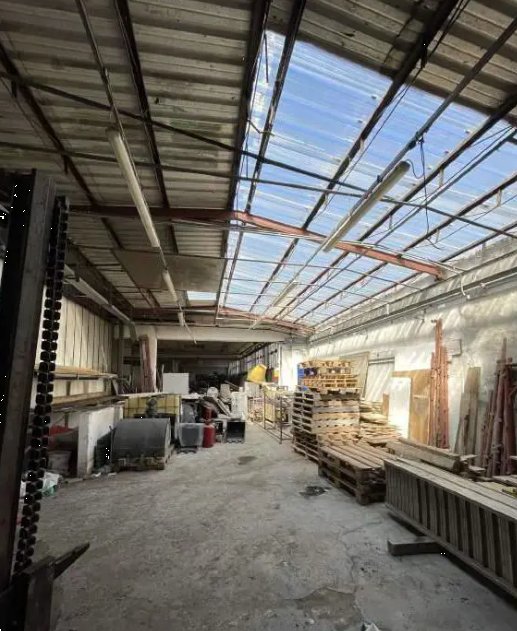 capannone in vendita a Lissone